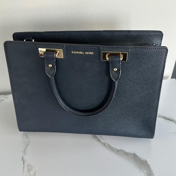 Michael Kors Navy Purse - Picture 1 of 5
